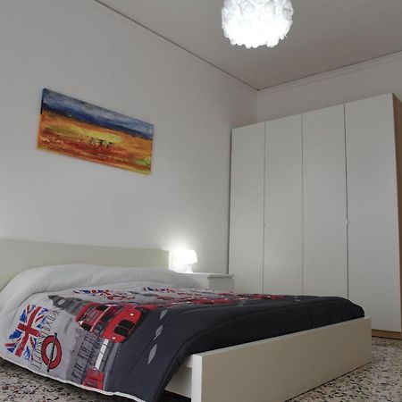 Seasound Bed & Breakfast ซาแลร์โน ภายนอก รูปภาพ