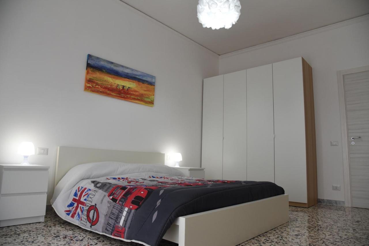 Seasound Bed & Breakfast ซาแลร์โน ภายนอก รูปภาพ