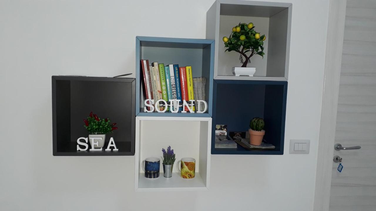 Seasound Bed & Breakfast ซาแลร์โน ภายนอก รูปภาพ